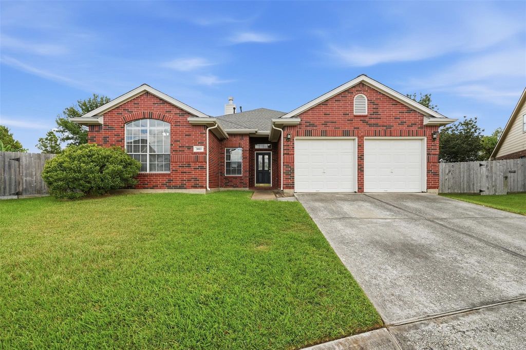 3003 Grey Mist Court, Friendswood, TX 77546
