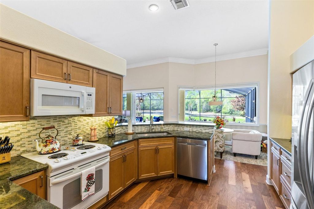 Image 12 of property listing at 8656 GLYBORNE COURT, Orlando, FL 32825