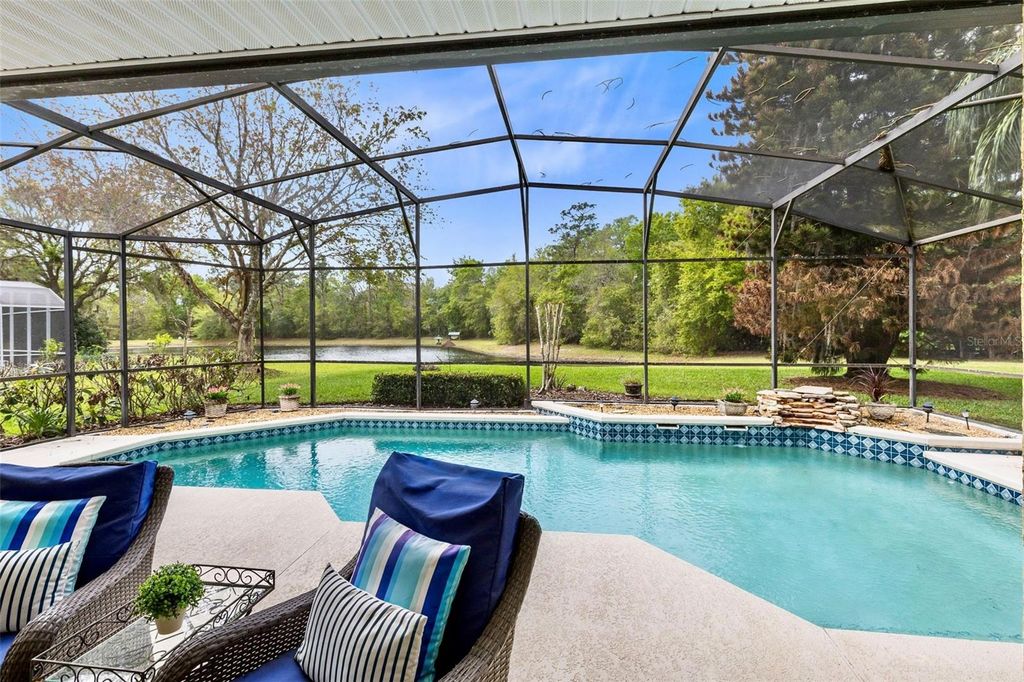 Image 3 of property listing at 8656 GLYBORNE COURT, Orlando, FL 32825