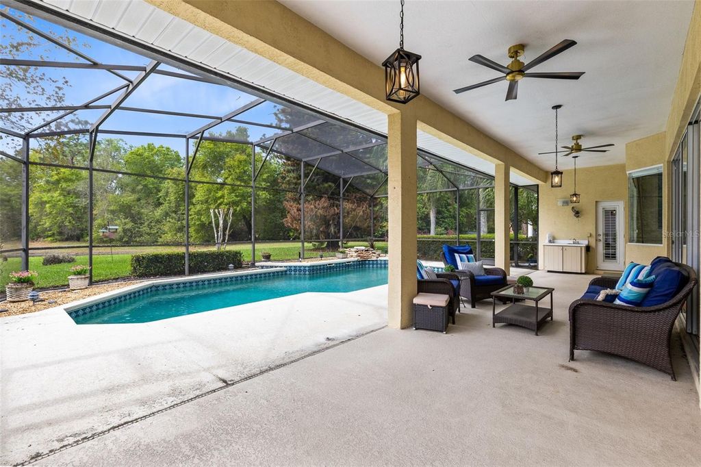 Image 26 of property listing at 8656 GLYBORNE COURT, Orlando, FL 32825