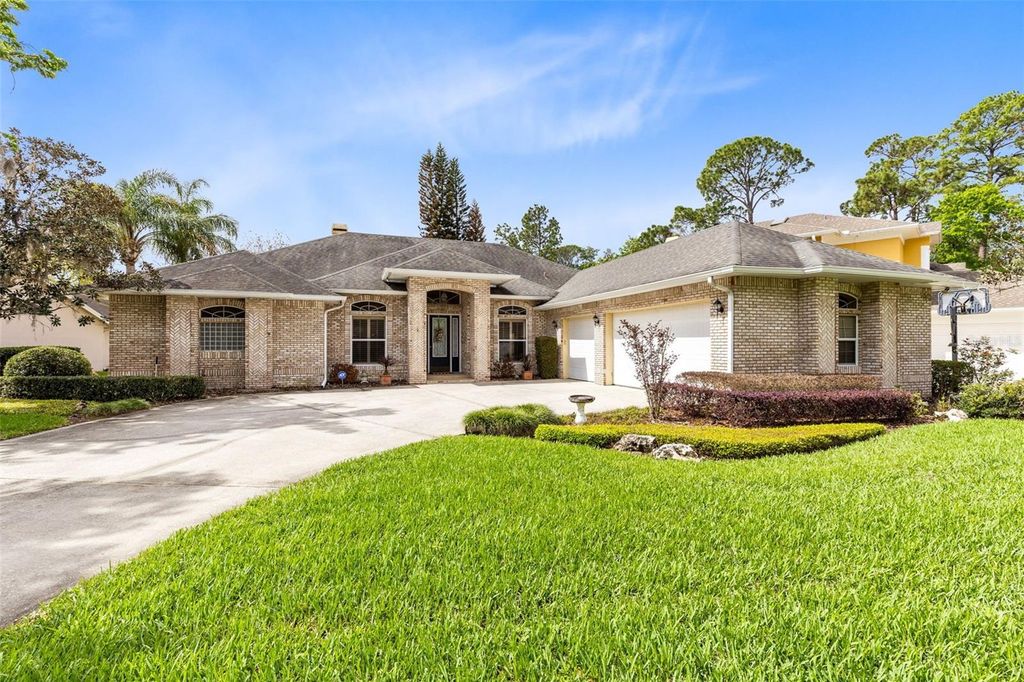 Image 37 of property listing at 8656 GLYBORNE COURT, Orlando, FL 32825