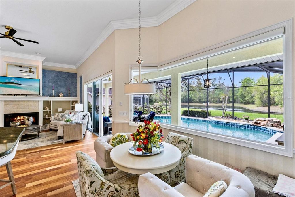 Image 6 of property listing at 8656 GLYBORNE COURT, Orlando, FL 32825