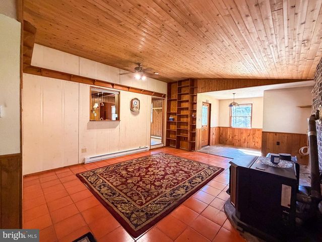1343 & 1353 HOUSER RD, Fayetteville, PA 17222