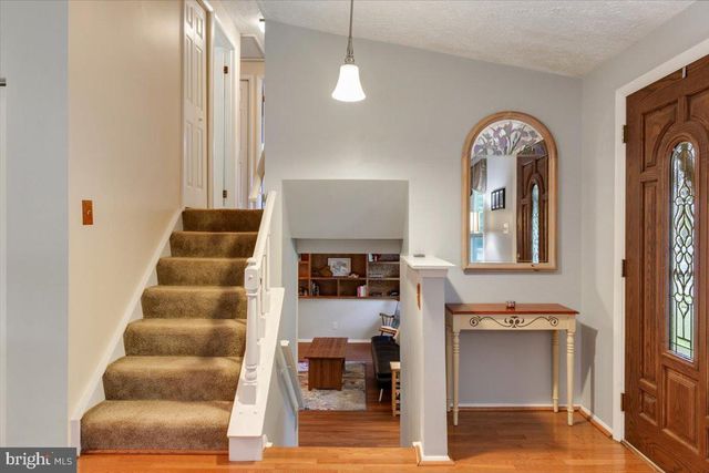 2913 ASHDOWN FOREST DR, Herndon, VA 20171