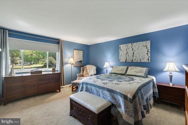 2913 ASHDOWN FOREST DR, Herndon, VA 20171