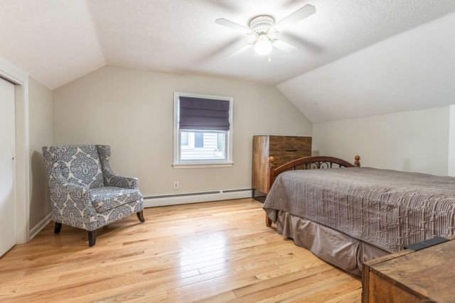 49 Somerset Street, West Hartford, CT 06110