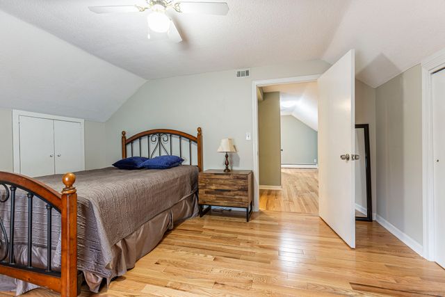 49 Somerset Street, West Hartford, CT 06110