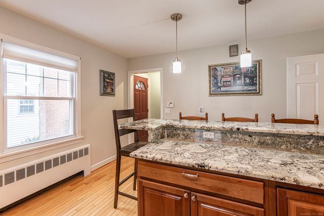 49 Somerset Street, West Hartford, CT 06110