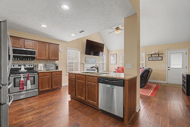 2505 Auldridge Dr, Christiana, TN 37037