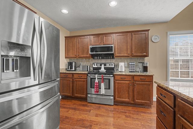 2505 Auldridge Dr, Christiana, TN 37037