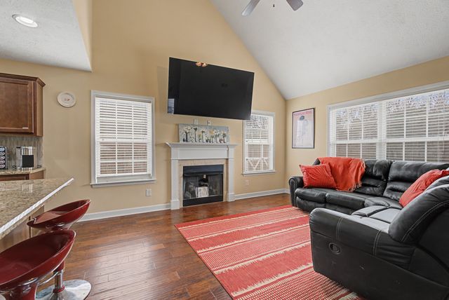 2505 Auldridge Dr, Christiana, TN 37037