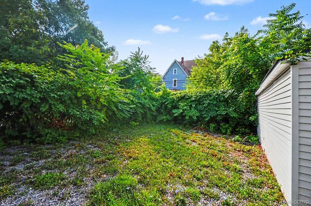 216 Holbrook Street, Detroit, MI 48202