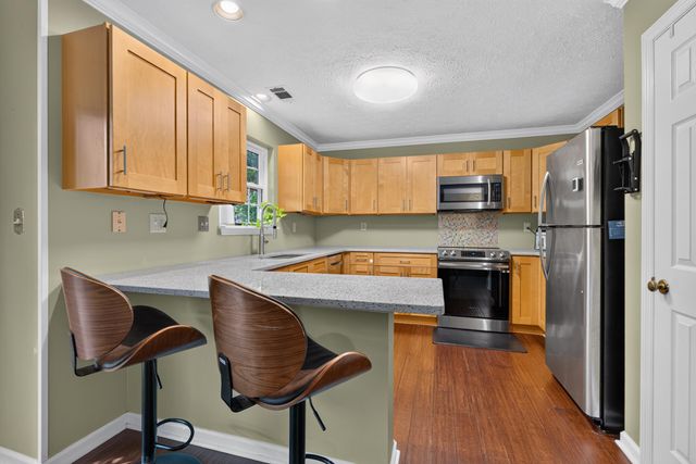 3925 Hillside Drive, Lexington, KY 40514