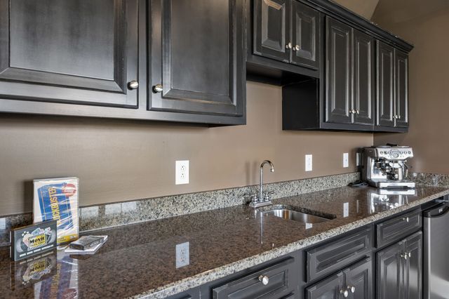 621 Gardenia Way, Murfreesboro, TN 37130