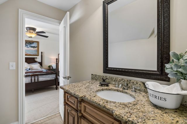 621 Gardenia Way, Murfreesboro, TN 37130