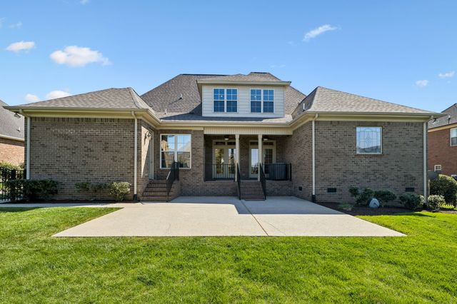 621 Gardenia Way, Murfreesboro, TN 37130