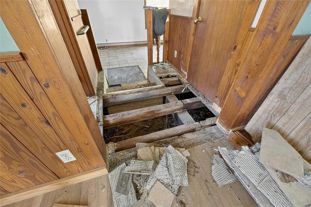 311 S WEBB ROAD, Plant City, FL 33566