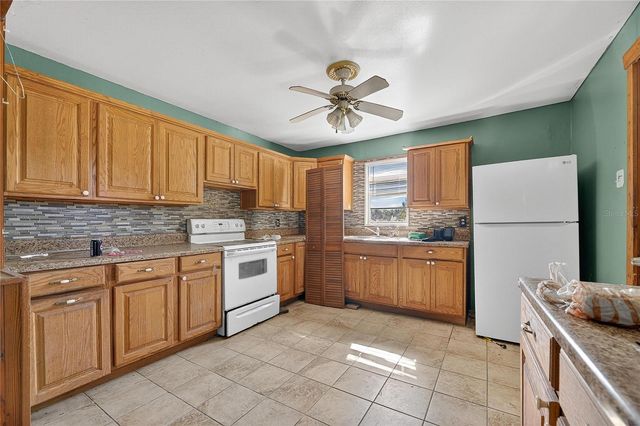 311 S WEBB ROAD, Plant City, FL 33566