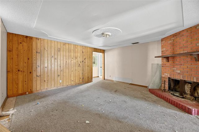 311 S WEBB ROAD, Plant City, FL 33566