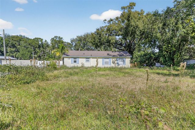 311 S WEBB ROAD, Plant City, FL 33566