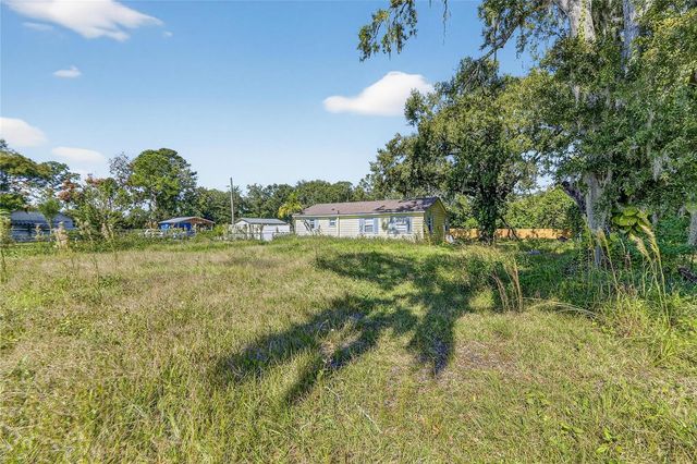 311 S WEBB ROAD, Plant City, FL 33566