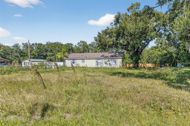 311 S WEBB ROAD, Plant City, FL 33566