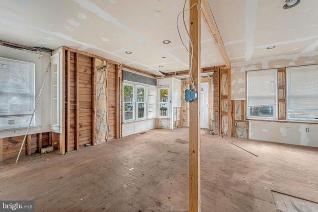 716 W ADAMS AVE, Pleasantville, NJ 08232