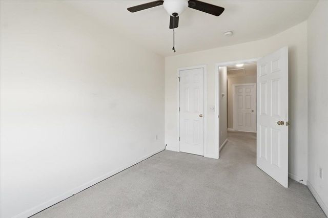 9 Racine Rd Apt 105, Milton, VT 05468