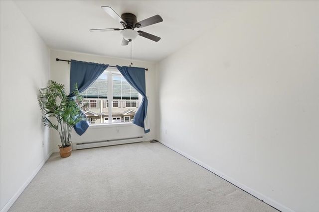 9 Racine Rd Apt 105, Milton, VT 05468
