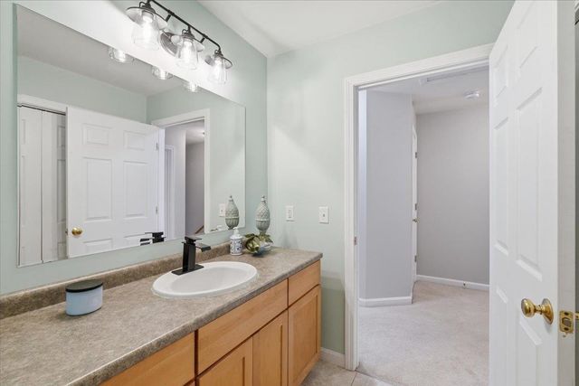9 Racine Rd Apt 105, Milton, VT 05468
