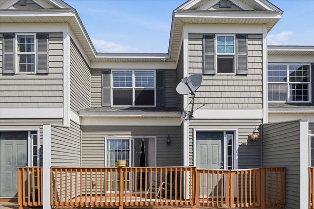 9 Racine Rd Apt 105, Milton, VT 05468