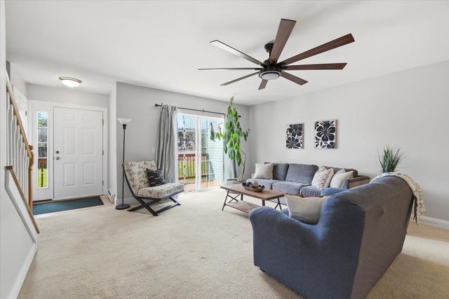 9 Racine Rd Apt 105, Milton, VT 05468
