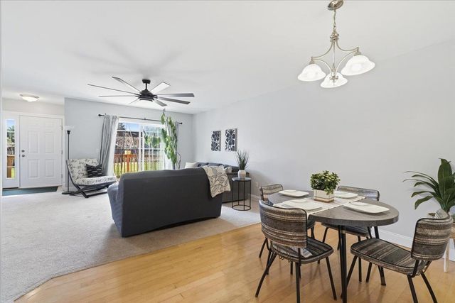 9 Racine Rd Apt 105, Milton, VT 05468