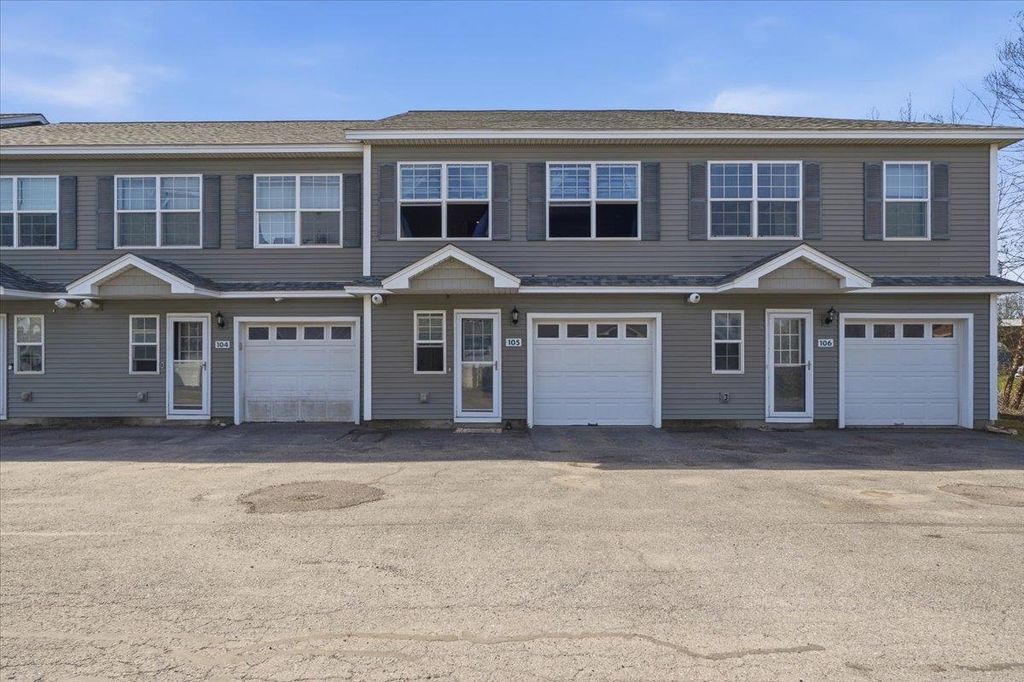 9 Racine Rd Apt 105, Milton, VT 05468