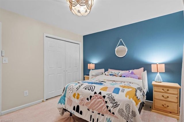 1111 New Hampshire Drive, Jamestown, NC 27282