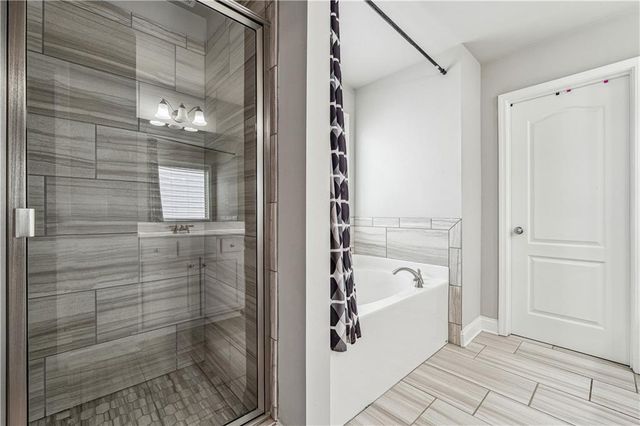 659 Lynnfield Drive, Lawrenceville, GA 30045