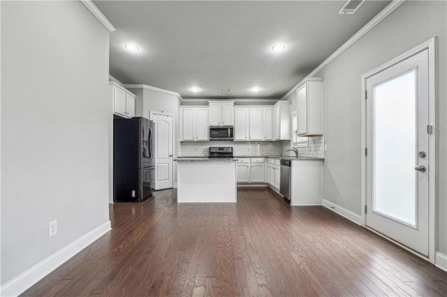 659 Lynnfield Drive, Lawrenceville, GA 30045
