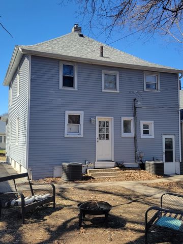 149 6th Street, Silvis, IL 61282