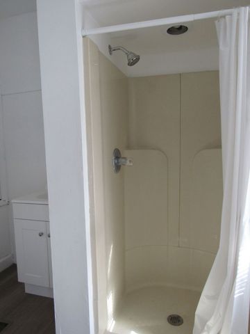 149 6th Street, Silvis, IL 61282