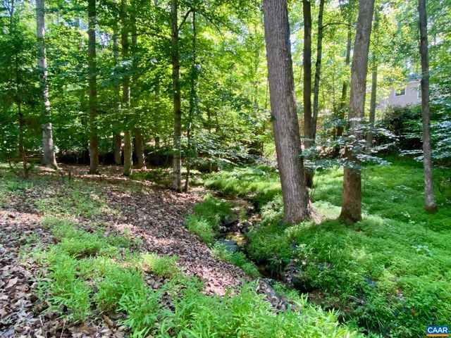 16 WILDWOOD DR, Palmyra, VA 22963