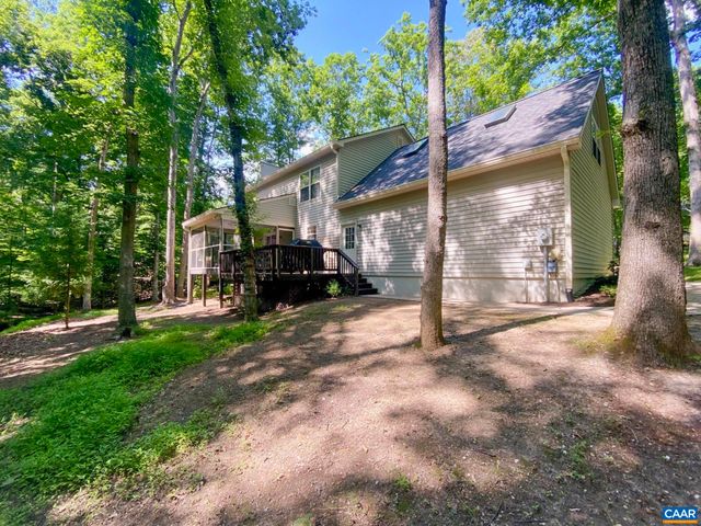 16 WILDWOOD DR, Palmyra, VA 22963