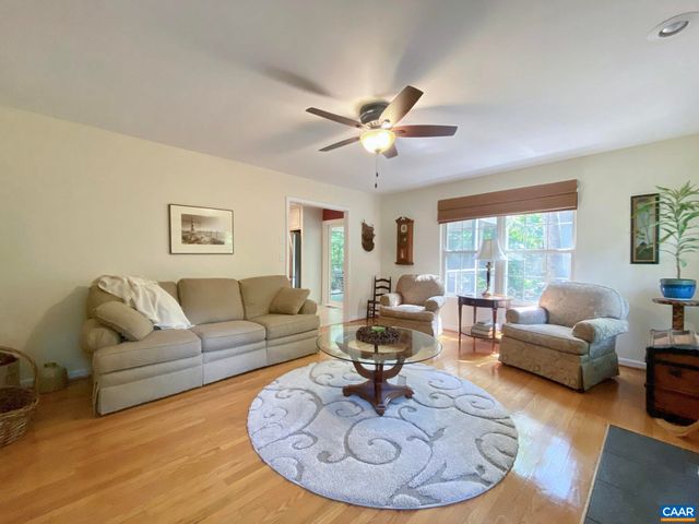 16 WILDWOOD DR, Palmyra, VA 22963