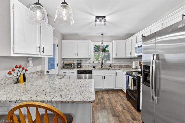1437 Plantation Circle, Asheboro, NC 27205