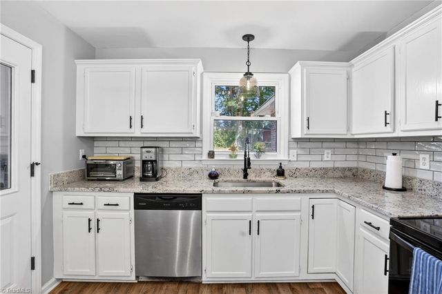 1437 Plantation Circle, Asheboro, NC 27205