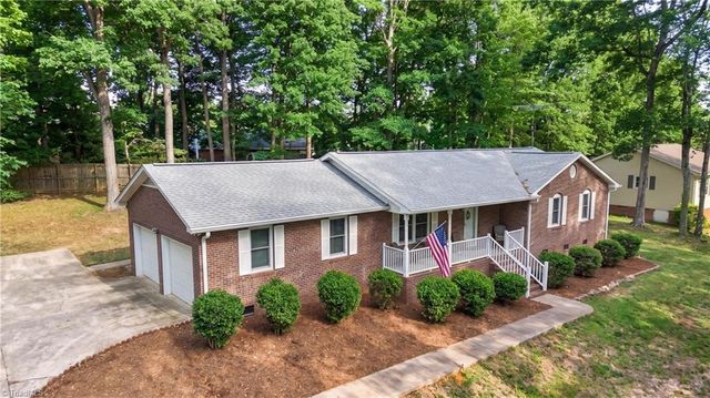 1437 Plantation Circle, Asheboro, NC 27205