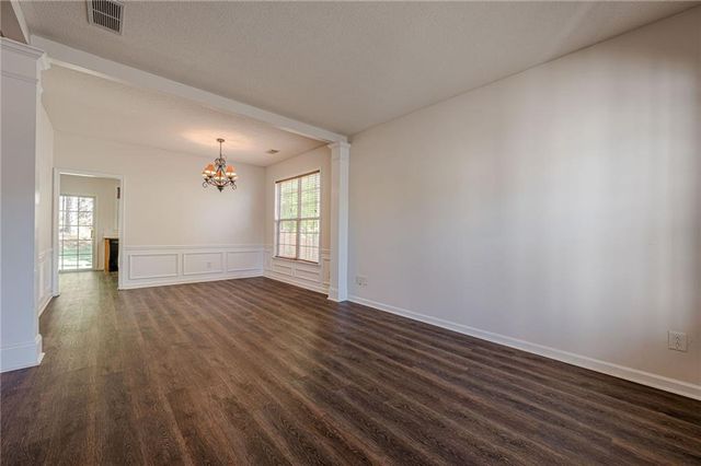 341 Burdock Trace, Woodstock, GA 30188