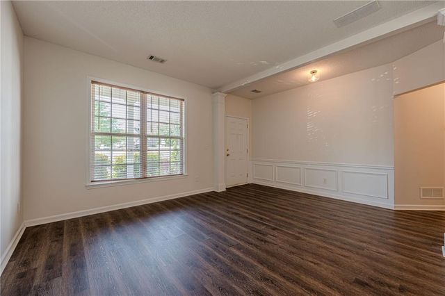 341 Burdock Trace, Woodstock, GA 30188