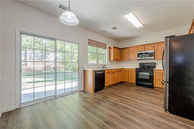 341 Burdock Trace, Woodstock, GA 30188