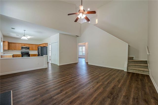 341 Burdock Trace, Woodstock, GA 30188