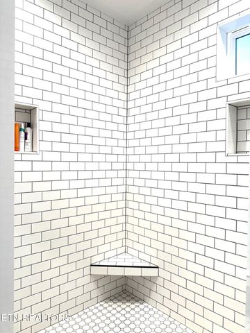 105 Top Sail Court, Andersonville, TN 37705